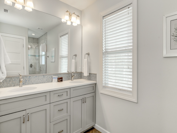 Bradenton Beach Four Bedroom Vacation Home with Pool & Spa